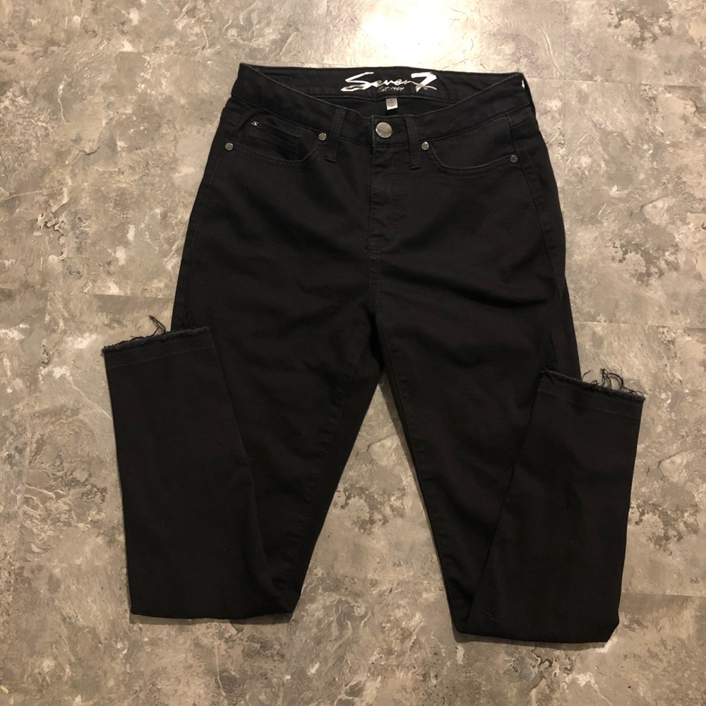Seven7 Jeans